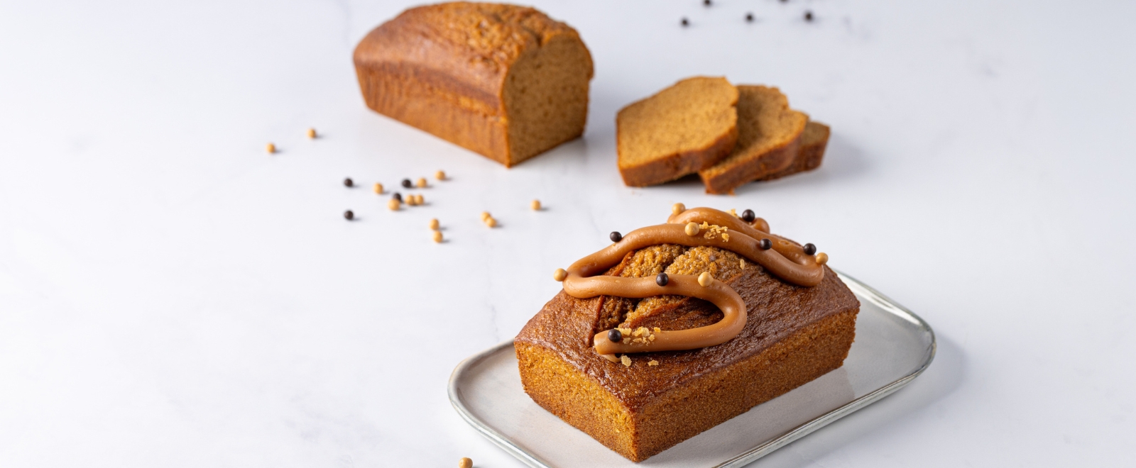 Creamy cake toffee 1600x660